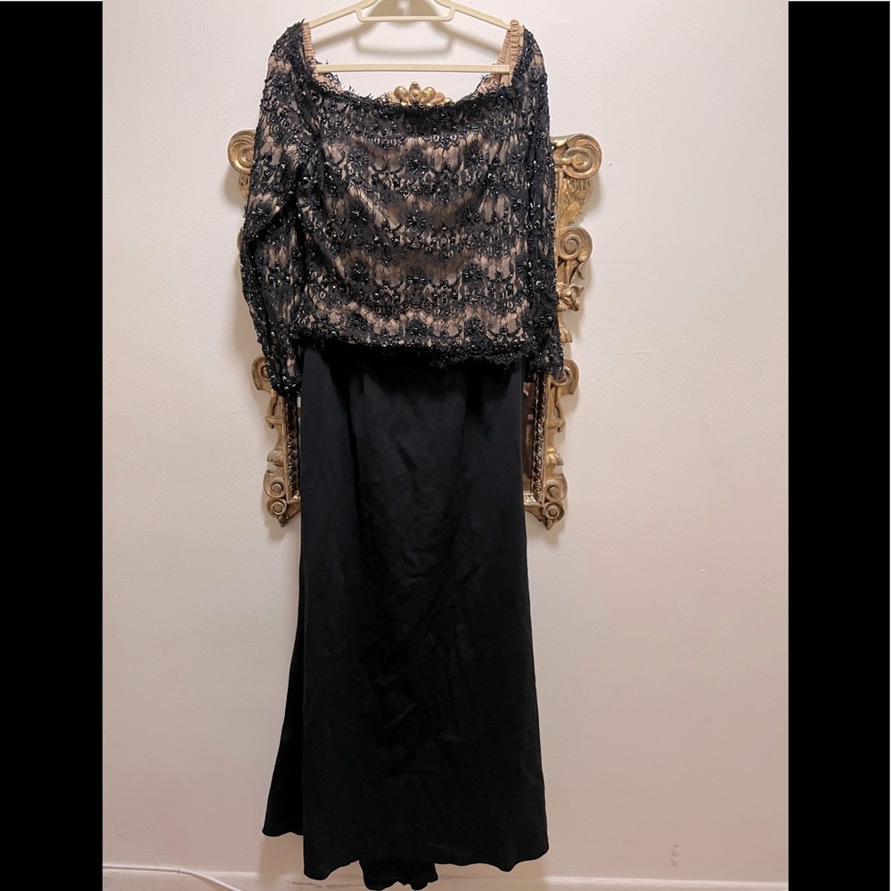 Terani couture Sz 12 dress off the shoulder 3/4 sleeves-looks like skirt and top